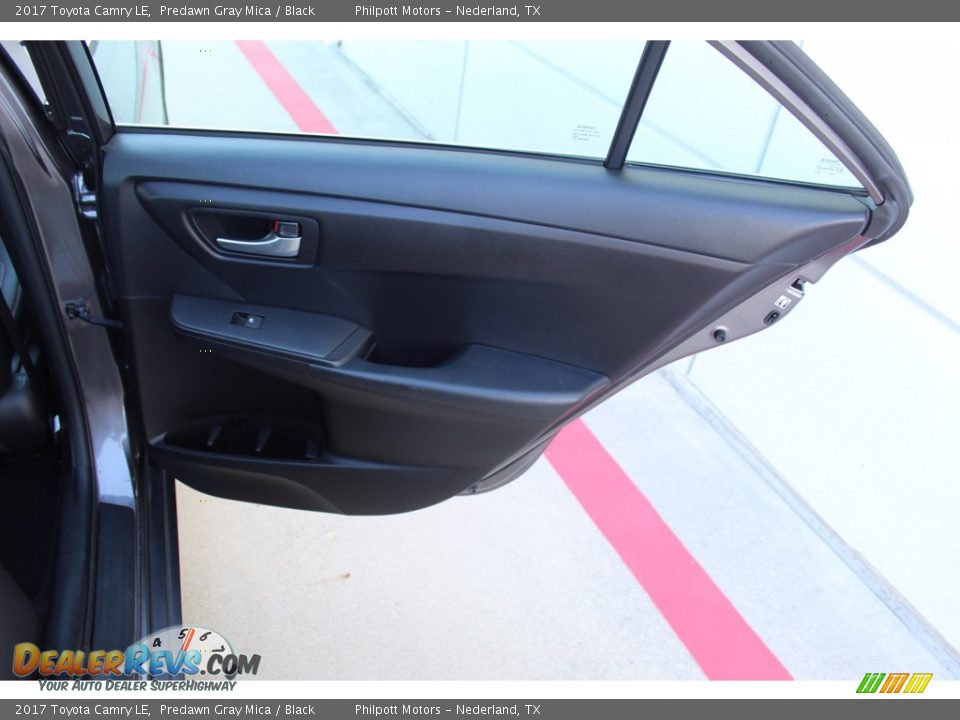 2017 Toyota Camry LE Predawn Gray Mica / Black Photo #25