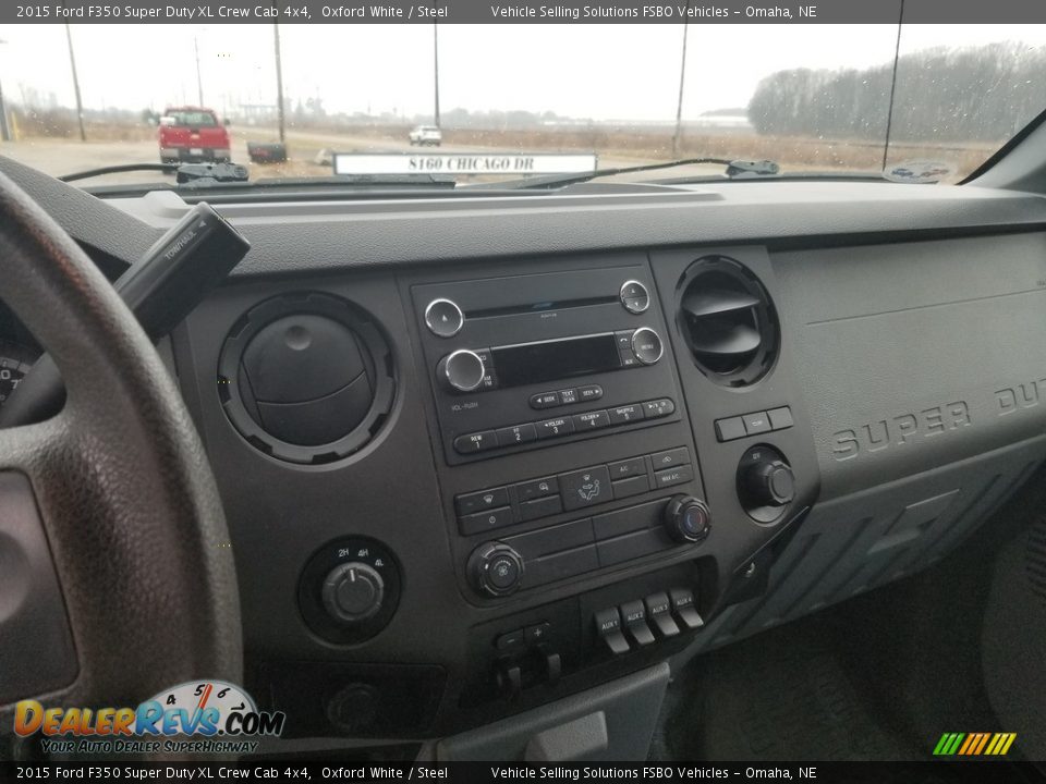 Dashboard of 2015 Ford F350 Super Duty XL Crew Cab 4x4 Photo #5