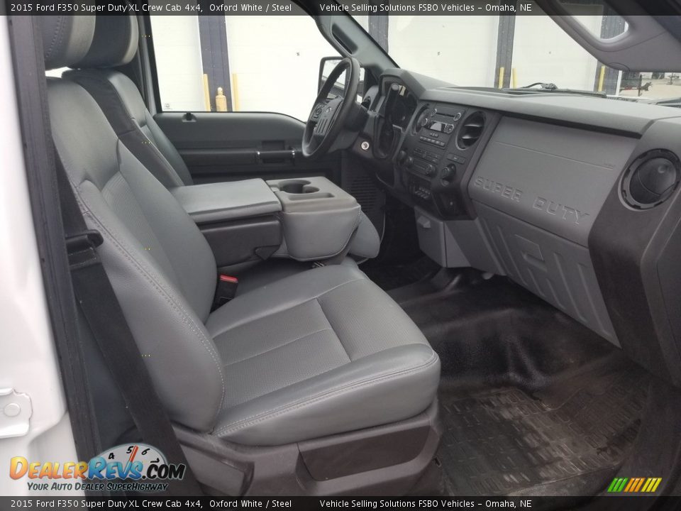 Front Seat of 2015 Ford F350 Super Duty XL Crew Cab 4x4 Photo #7