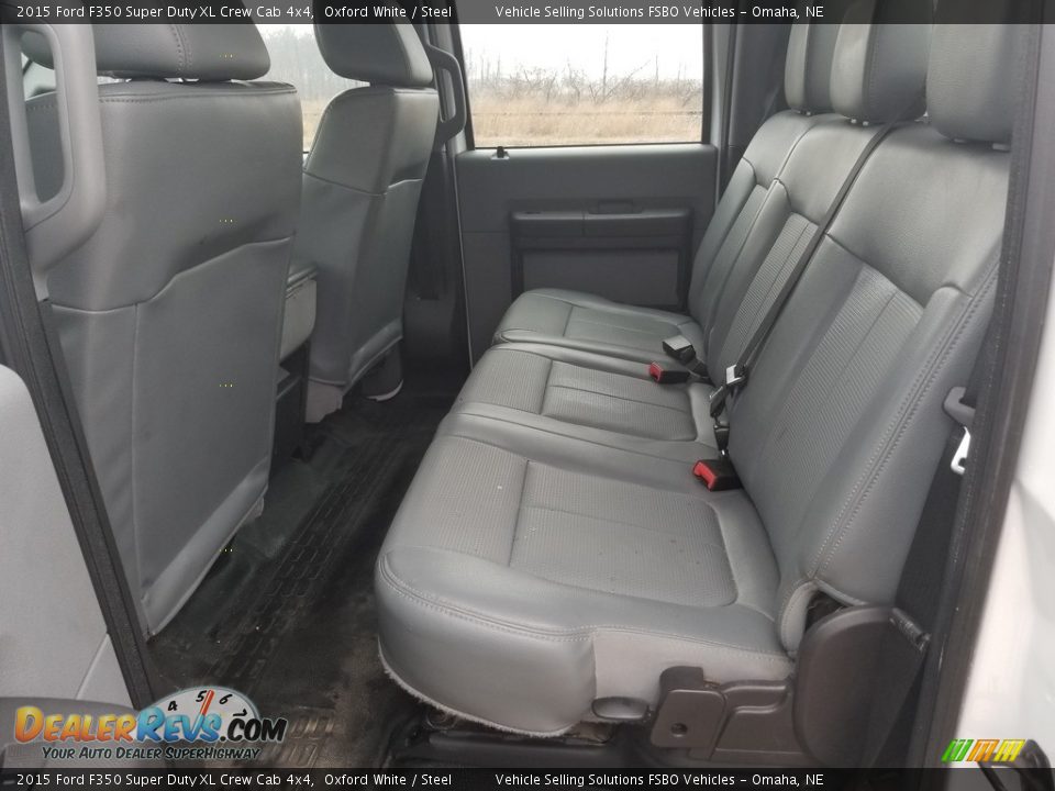 Rear Seat of 2015 Ford F350 Super Duty XL Crew Cab 4x4 Photo #8