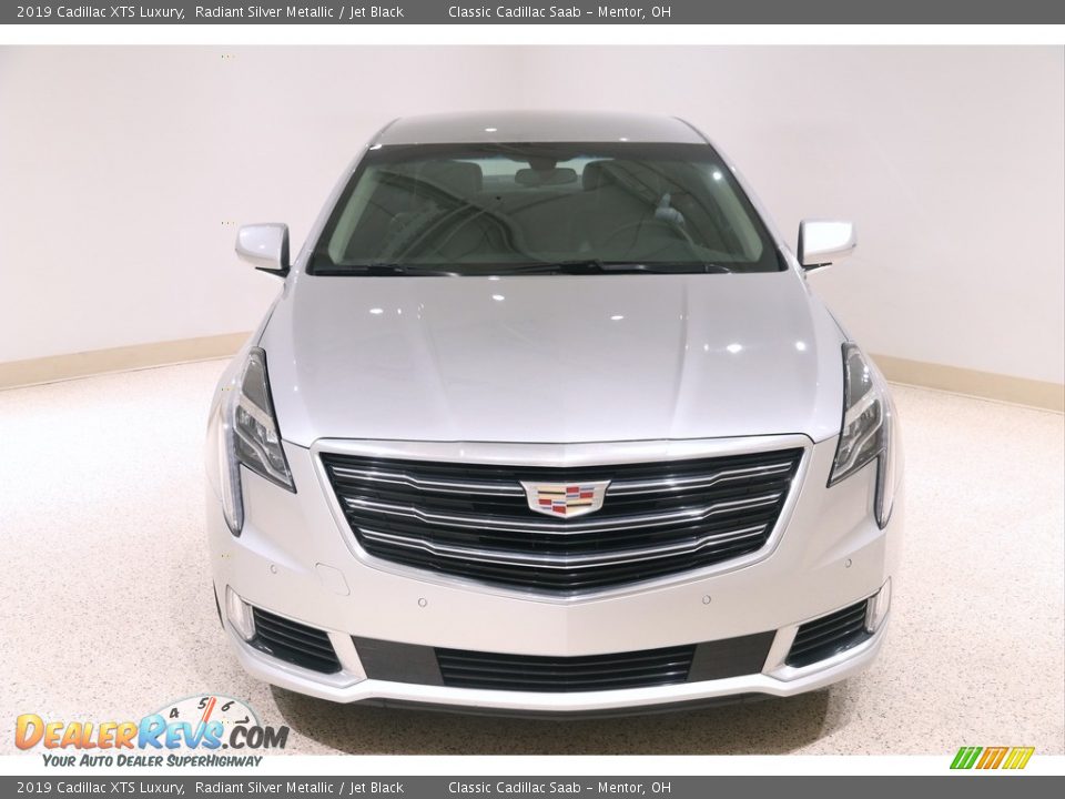 2019 Cadillac XTS Luxury Radiant Silver Metallic / Jet Black Photo #2