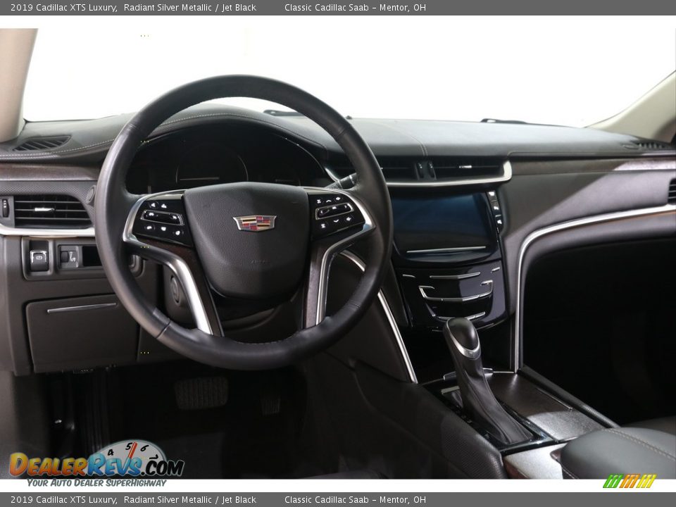 2019 Cadillac XTS Luxury Radiant Silver Metallic / Jet Black Photo #6