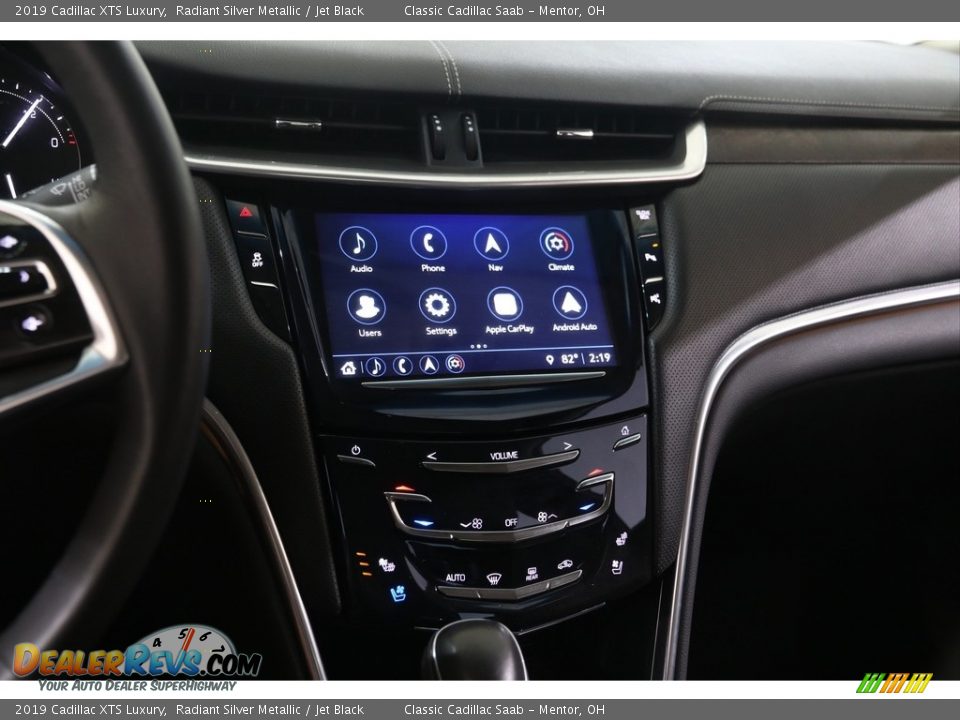 2019 Cadillac XTS Luxury Radiant Silver Metallic / Jet Black Photo #10