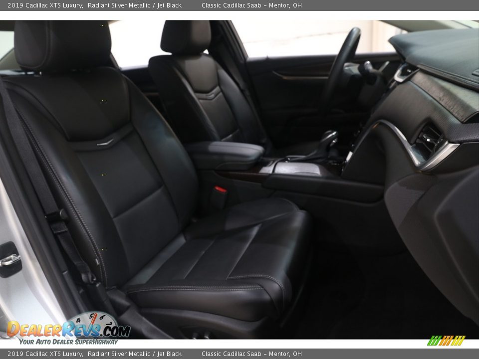 2019 Cadillac XTS Luxury Radiant Silver Metallic / Jet Black Photo #15