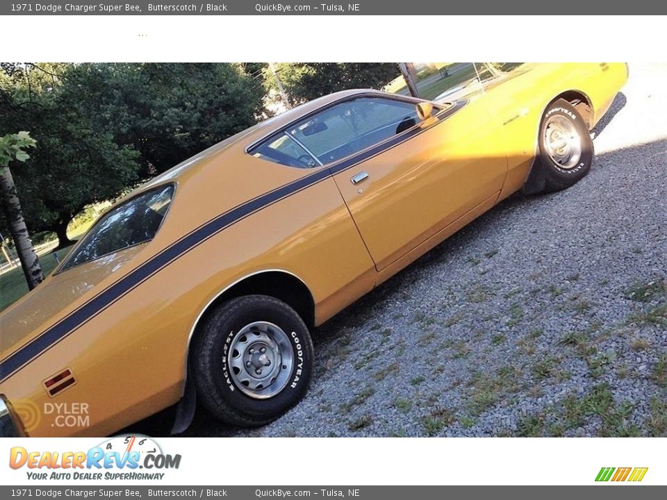 1971 Dodge Charger Super Bee Butterscotch / Black Photo #3
