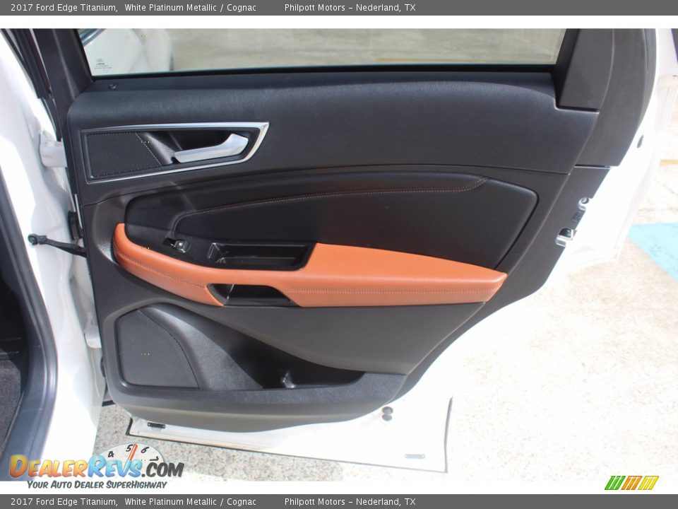 Door Panel of 2017 Ford Edge Titanium Photo #29