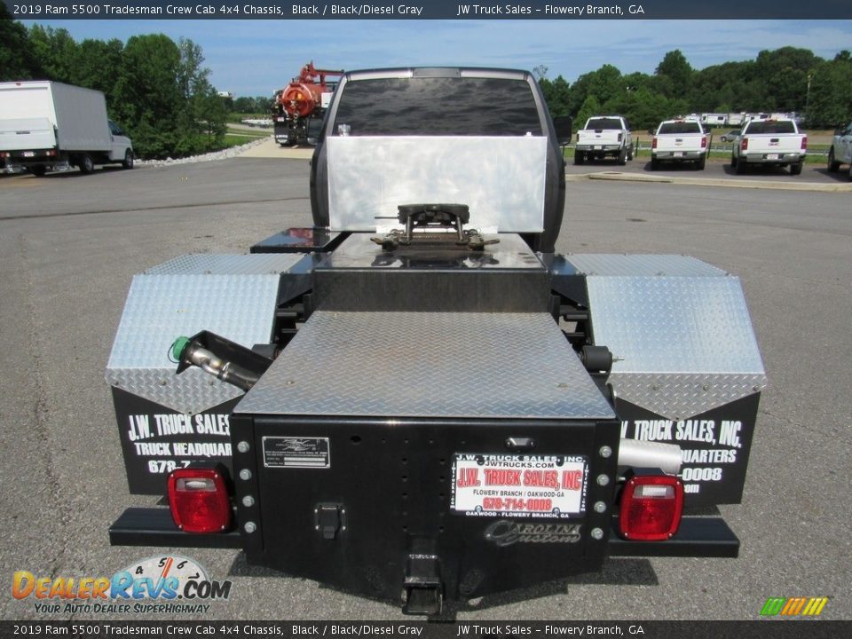 2019 Ram 5500 Tradesman Crew Cab 4x4 Chassis Black / Black/Diesel Gray Photo #4