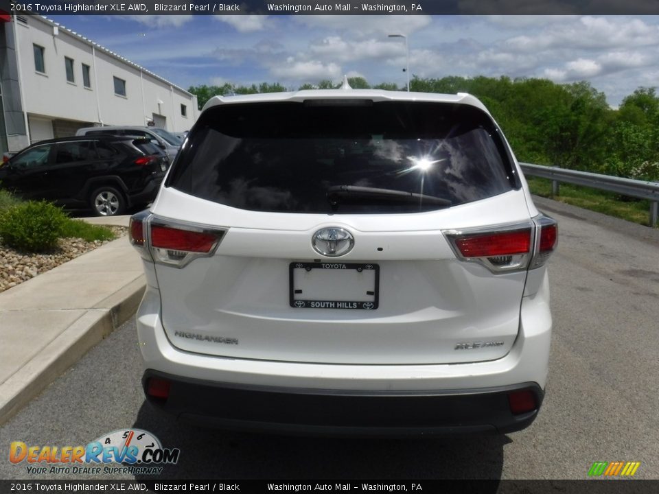 2016 Toyota Highlander XLE AWD Blizzard Pearl / Black Photo #11