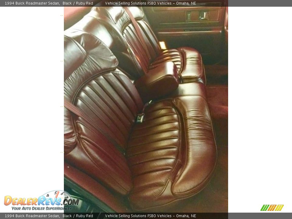 Rear Seat of 1994 Buick Roadmaster Sedan Photo #5