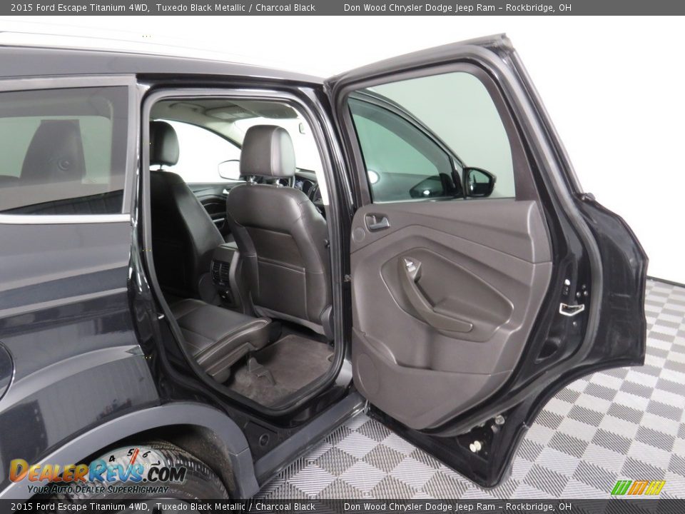 2015 Ford Escape Titanium 4WD Tuxedo Black Metallic / Charcoal Black Photo #36