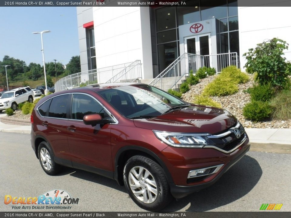 Front 3/4 View of 2016 Honda CR-V EX AWD Photo #1