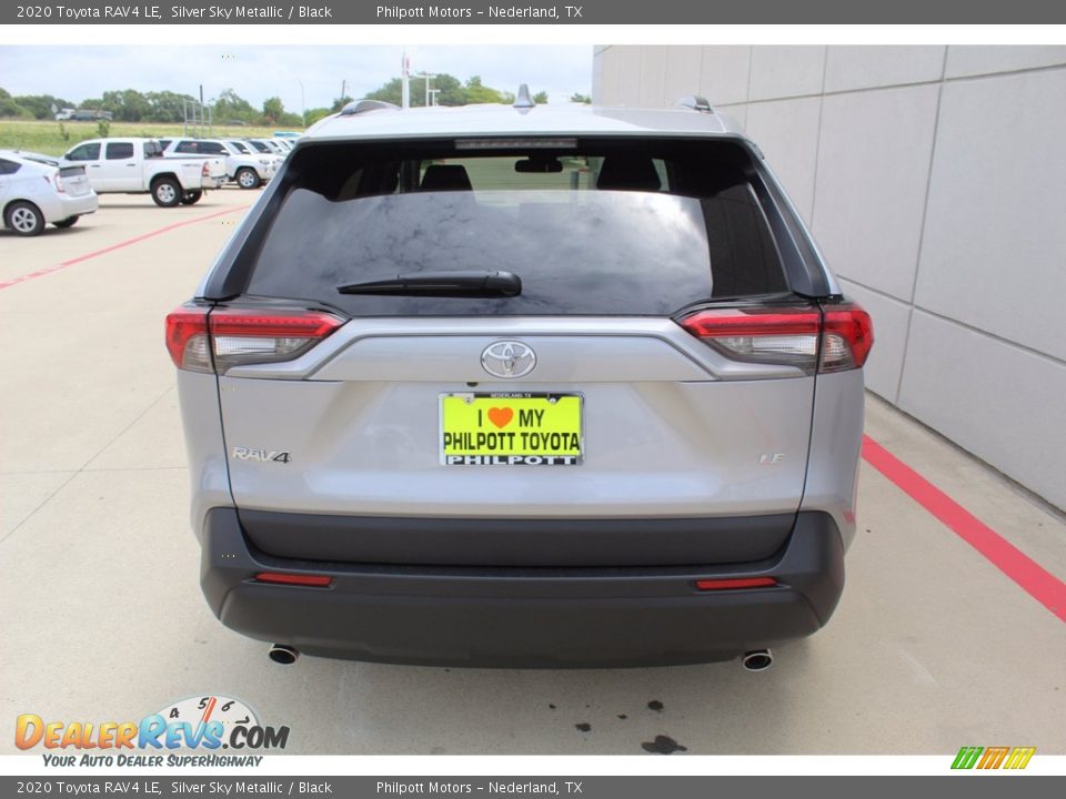 2020 Toyota RAV4 LE Silver Sky Metallic / Black Photo #7