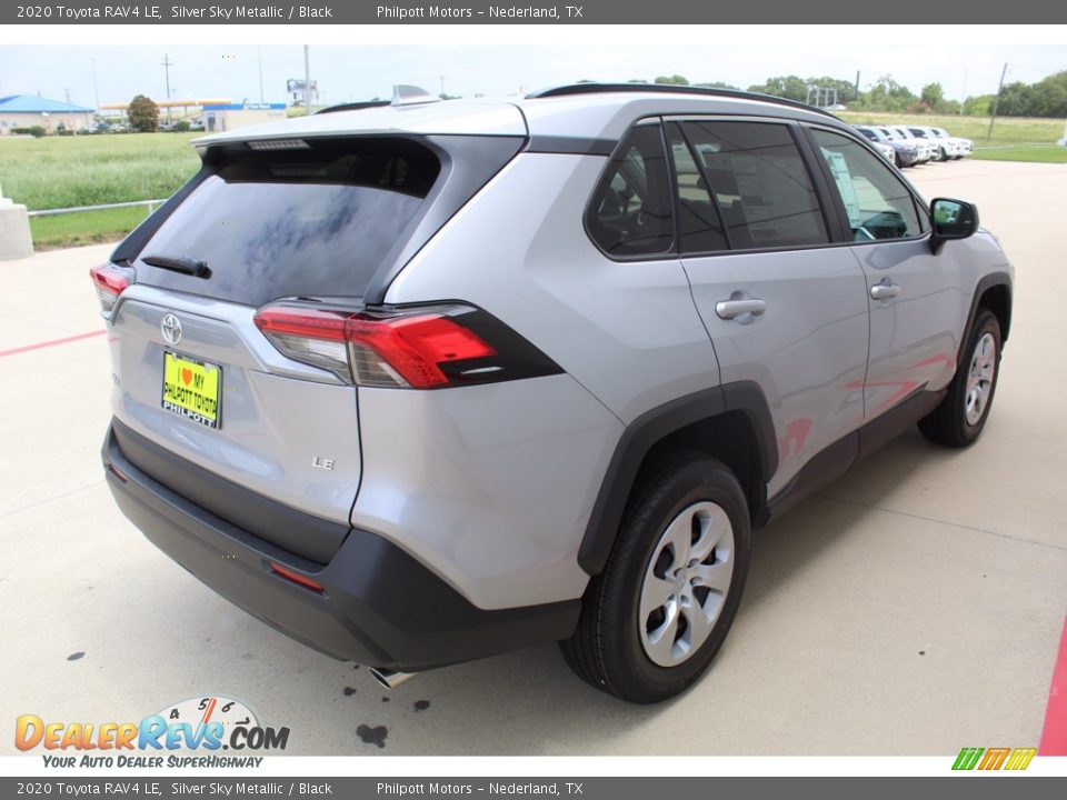 2020 Toyota RAV4 LE Silver Sky Metallic / Black Photo #8