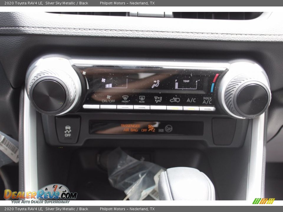 2020 Toyota RAV4 LE Silver Sky Metallic / Black Photo #16