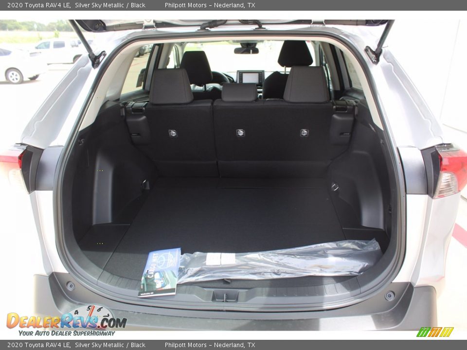 2020 Toyota RAV4 LE Silver Sky Metallic / Black Photo #22