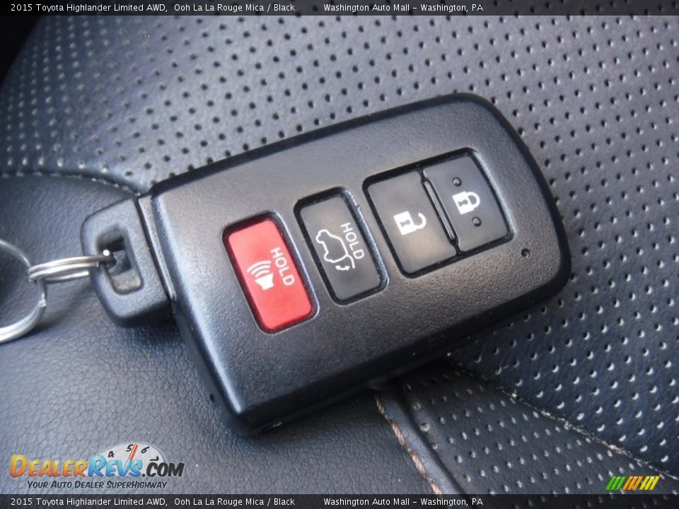 2015 Toyota Highlander Limited AWD Ooh La La Rouge Mica / Black Photo #31