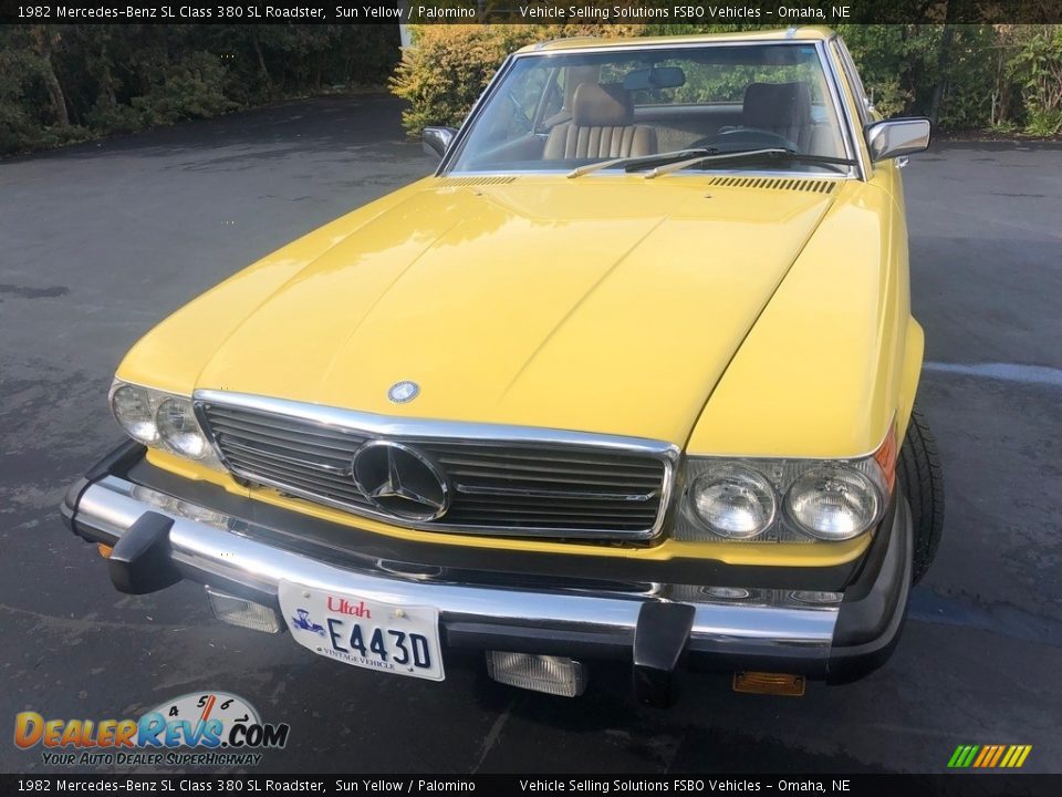 Sun Yellow 1982 Mercedes-Benz SL Class 380 SL Roadster Photo #2