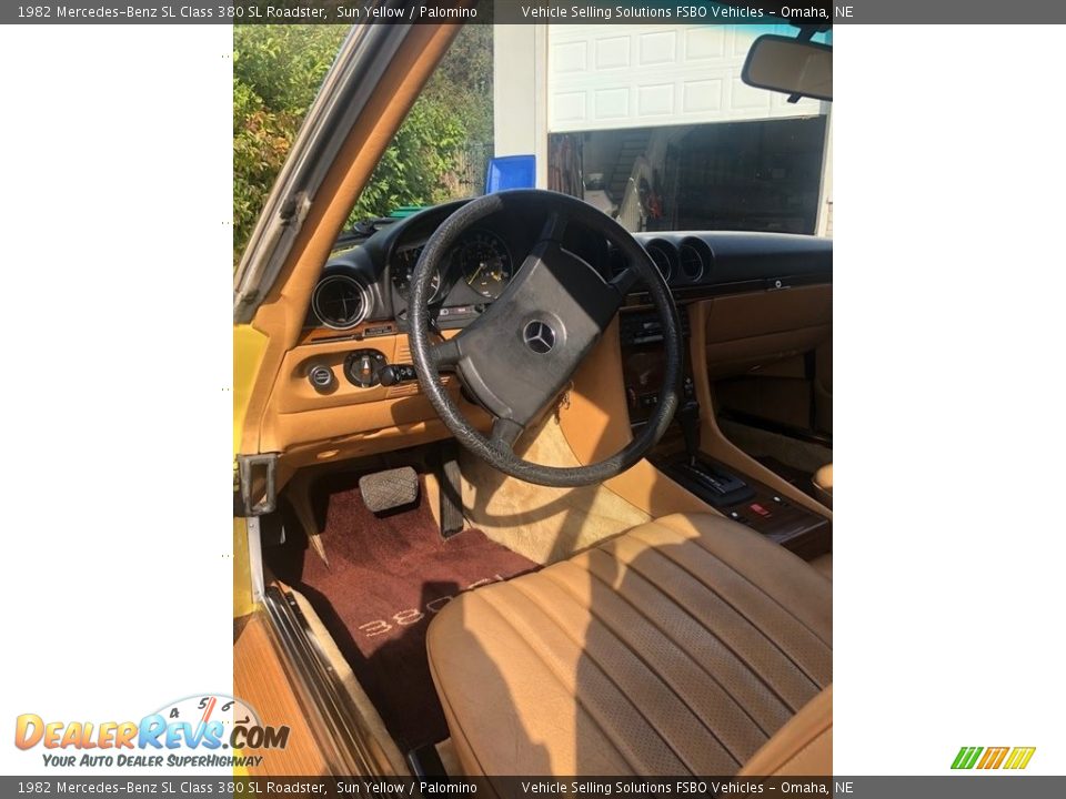 Front Seat of 1982 Mercedes-Benz SL Class 380 SL Roadster Photo #16