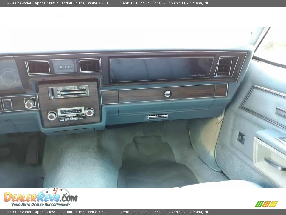 Dashboard of 1979 Chevrolet Caprice Classic Landau Coupe Photo #7