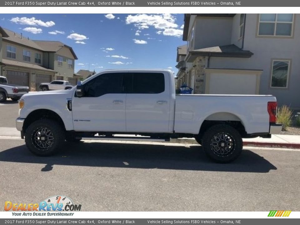 2017 Ford F350 Super Duty Lariat Crew Cab 4x4 Oxford White / Black Photo #3