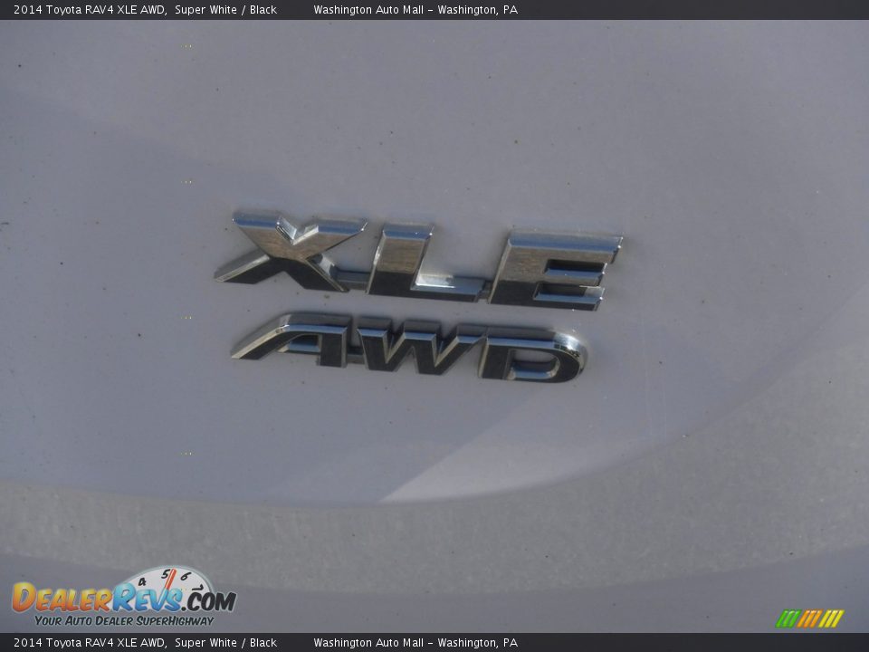 2014 Toyota RAV4 XLE AWD Super White / Black Photo #15