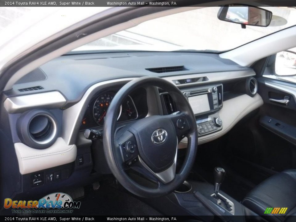 2014 Toyota RAV4 XLE AWD Super White / Black Photo #16