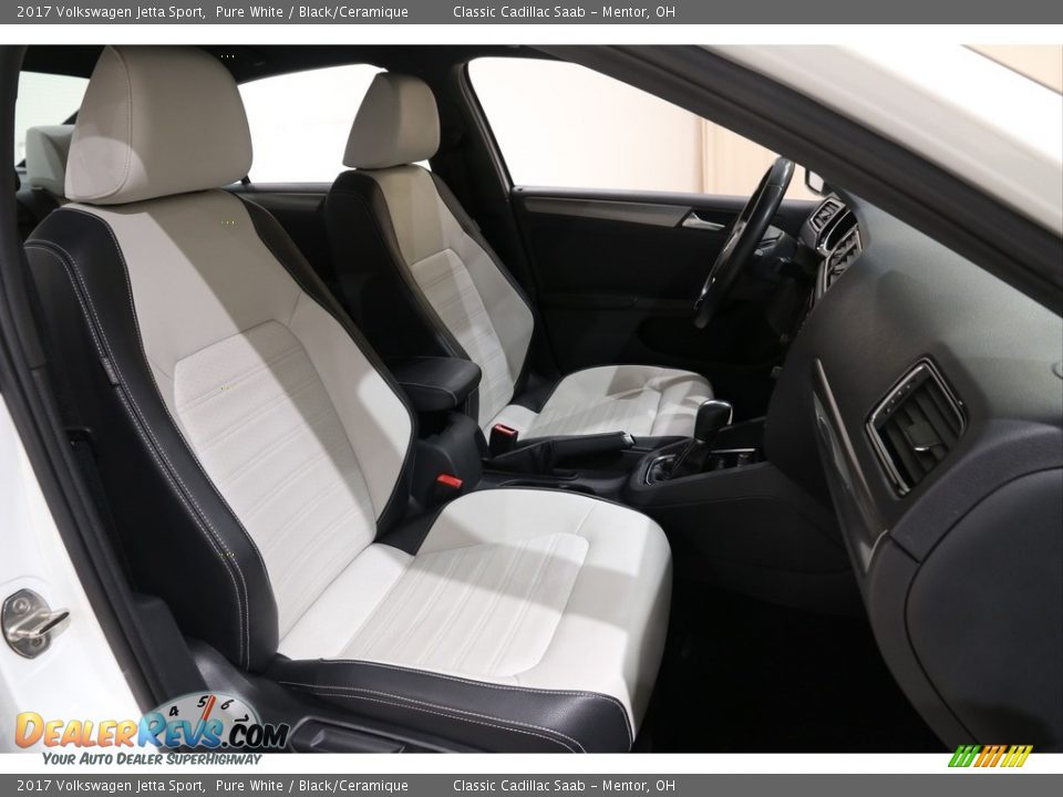 Front Seat of 2017 Volkswagen Jetta Sport Photo #18