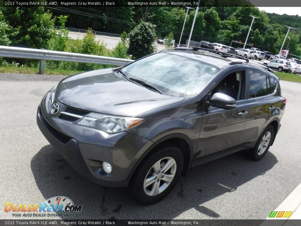 2013 Toyota RAV4 XLE AWD Magnetic Gray Metallic / Black Photo #12