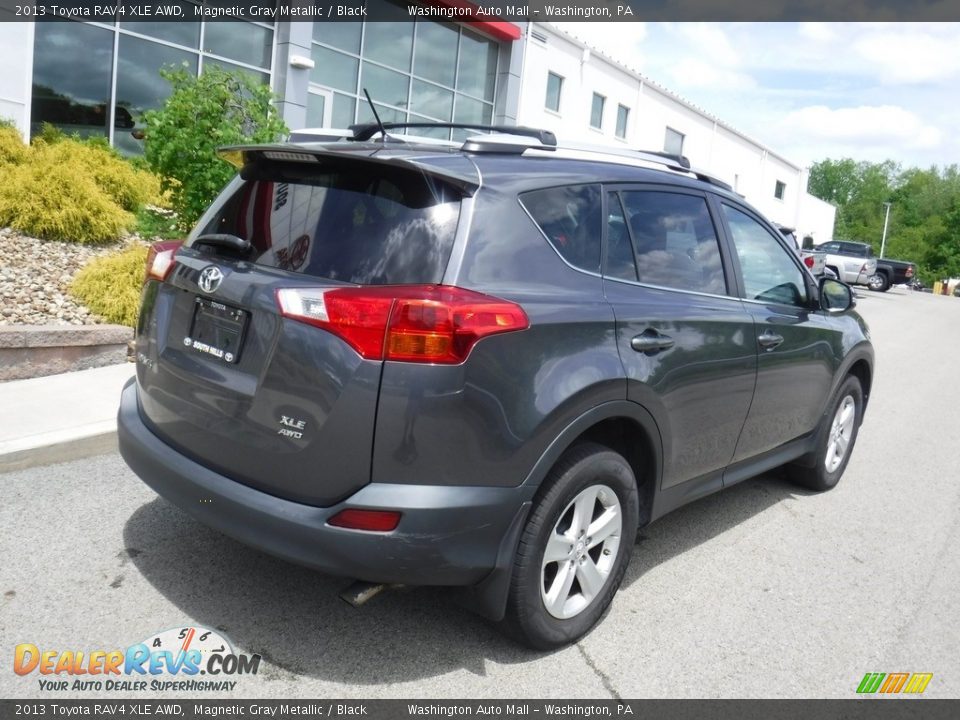 2013 Toyota RAV4 XLE AWD Magnetic Gray Metallic / Black Photo #16