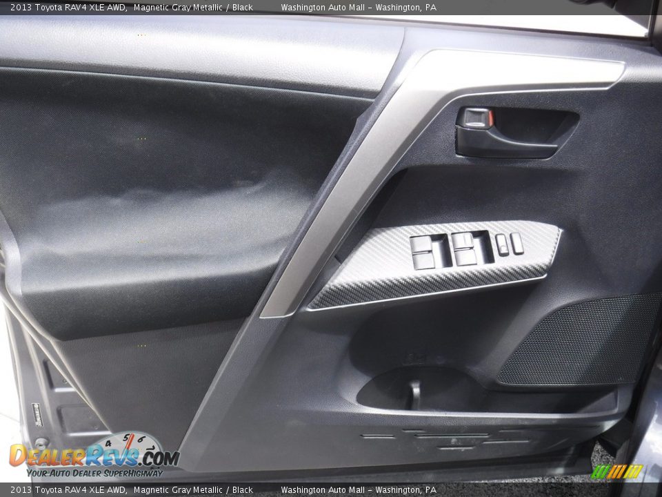 2013 Toyota RAV4 XLE AWD Magnetic Gray Metallic / Black Photo #22