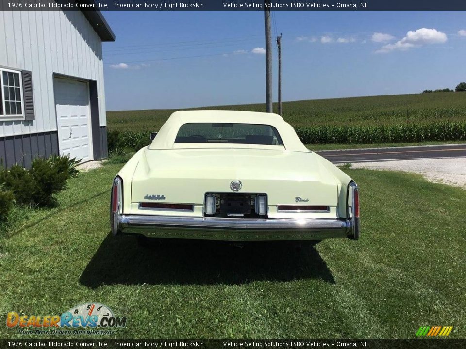 1976 Cadillac Eldorado Convertible Phoenician Ivory / Light Buckskin Photo #12