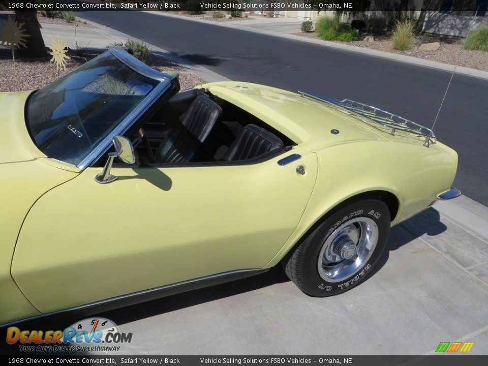 1968 Chevrolet Corvette Convertible Safari Yellow / Black Photo #8