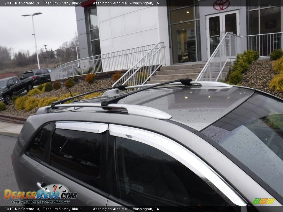 2013 Kia Sorento LX Titanium Silver / Black Photo #11