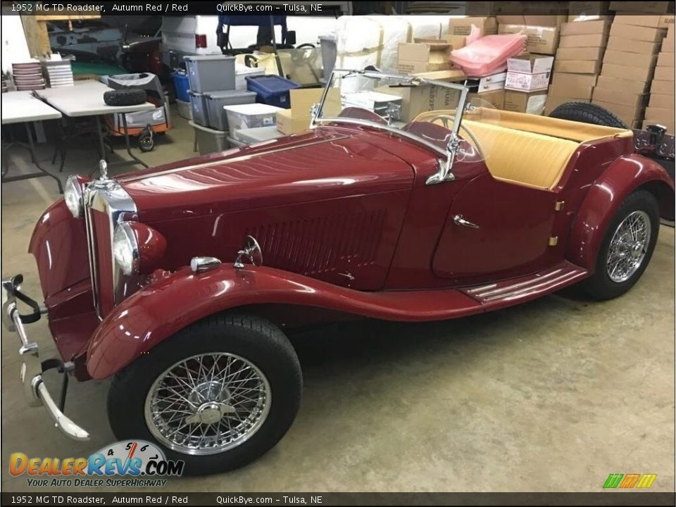 Front 3/4 View of 1952 MG TD Roadster Photo #2