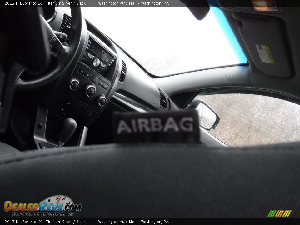 2013 Kia Sorento LX Titanium Silver / Black Photo #21