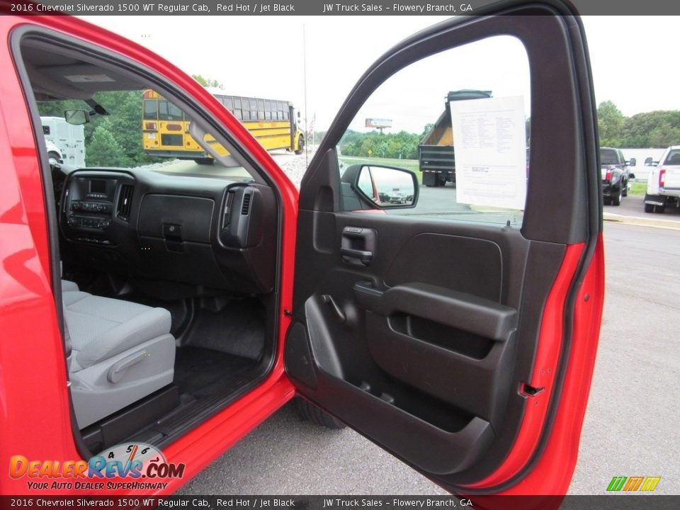 2016 Chevrolet Silverado 1500 WT Regular Cab Red Hot / Jet Black Photo #30