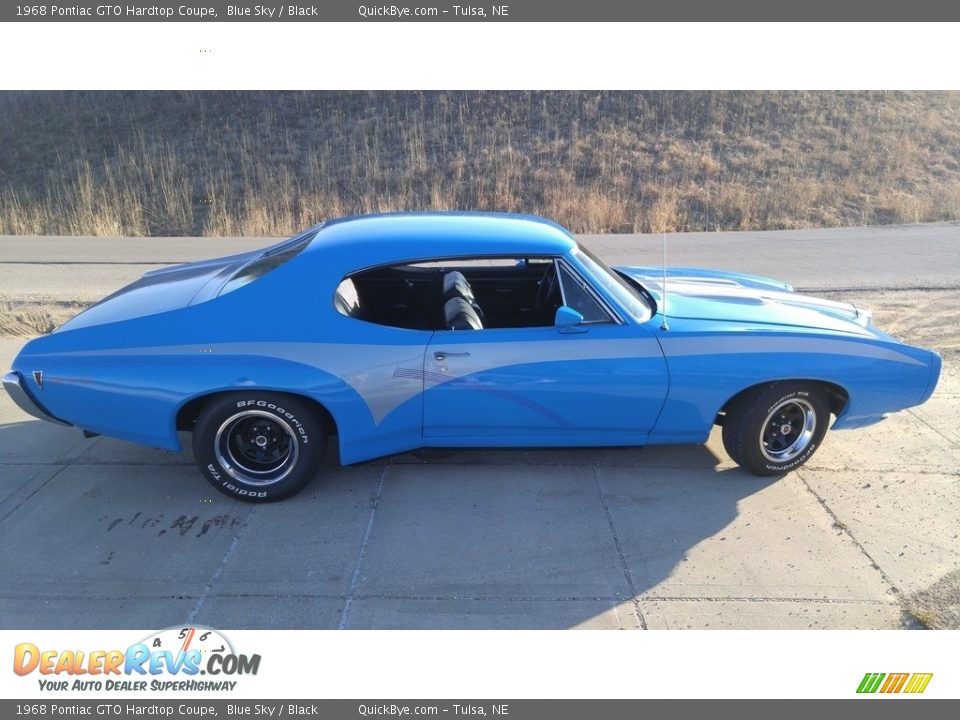 Blue Sky 1968 Pontiac GTO Hardtop Coupe Photo #8