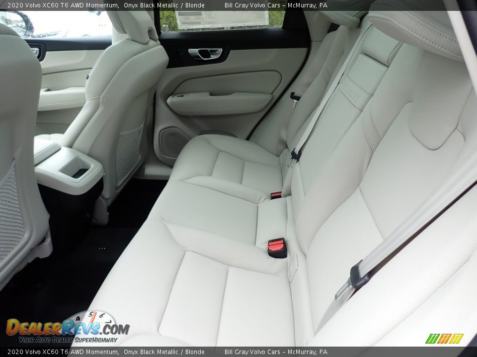 Rear Seat of 2020 Volvo XC60 T6 AWD Momentum Photo #8