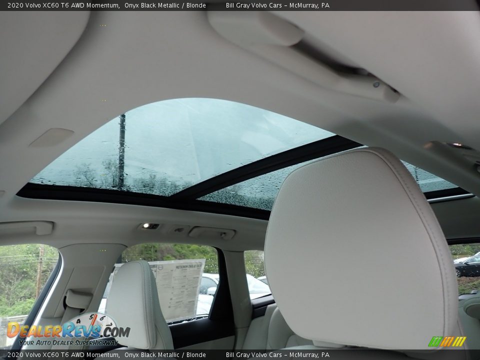 Sunroof of 2020 Volvo XC60 T6 AWD Momentum Photo #12