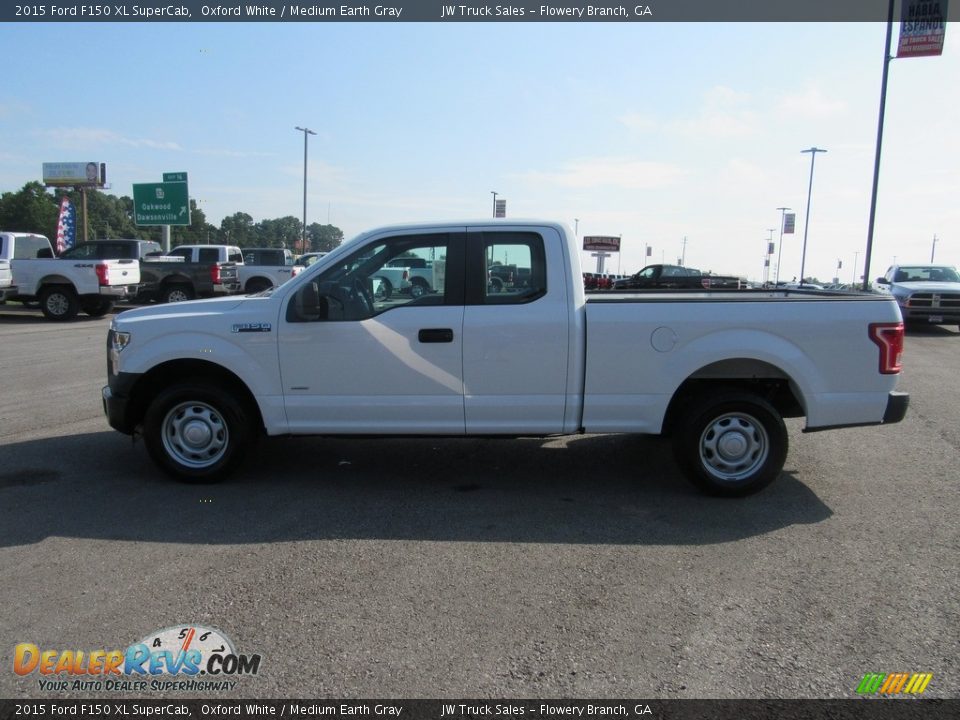 2015 Ford F150 XL SuperCab Oxford White / Medium Earth Gray Photo #2