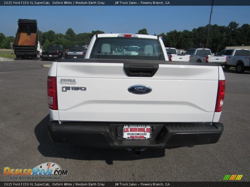 2015 Ford F150 XL SuperCab Oxford White / Medium Earth Gray Photo #4