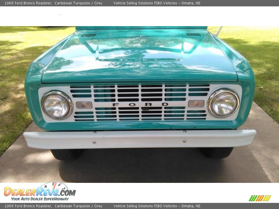 1966 Ford Bronco Roadster Caribbean Turquoise / Grey Photo #11