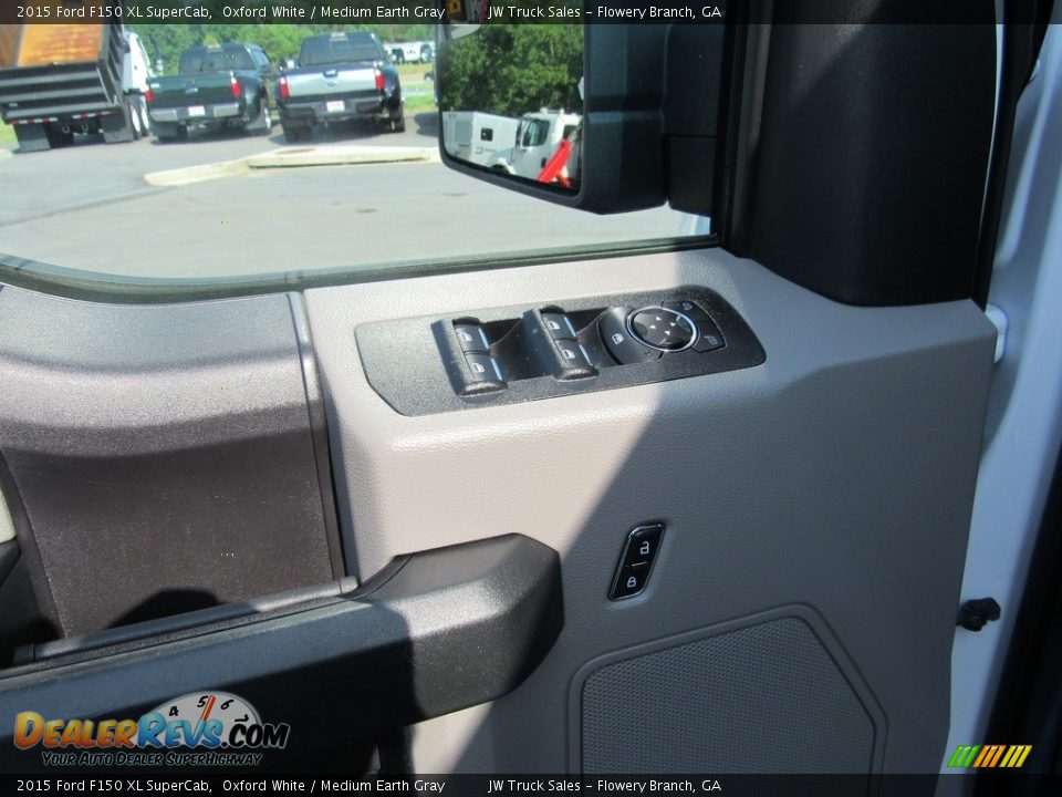 2015 Ford F150 XL SuperCab Oxford White / Medium Earth Gray Photo #21