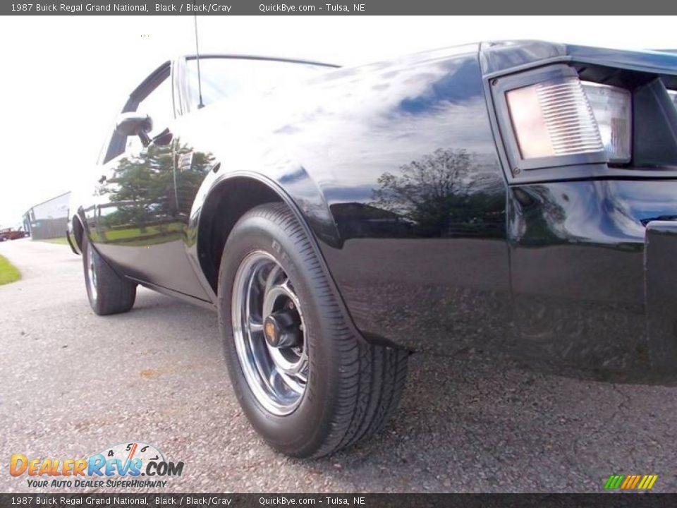 1987 Buick Regal Grand National Black / Black/Gray Photo #15