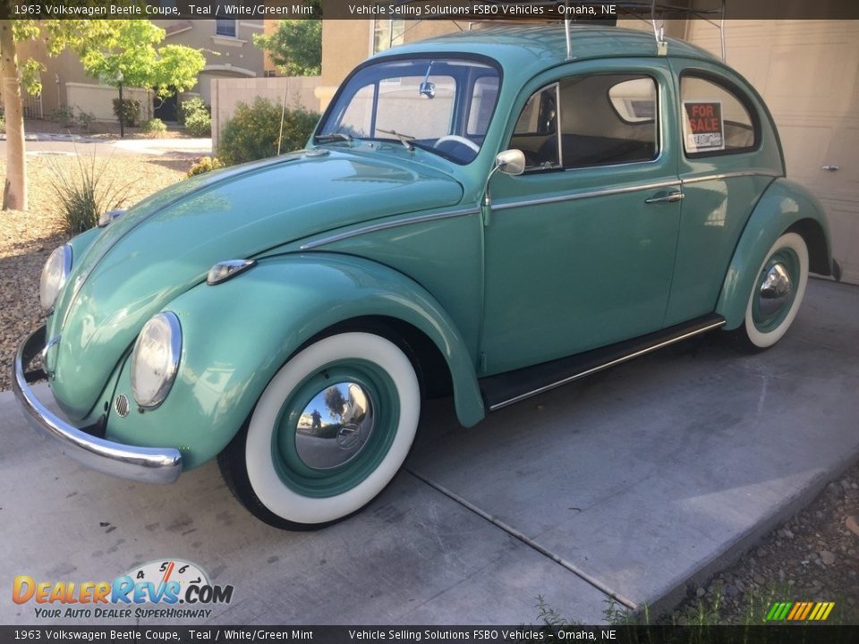 Front 3/4 View of 1963 Volkswagen Beetle Coupe Photo #12