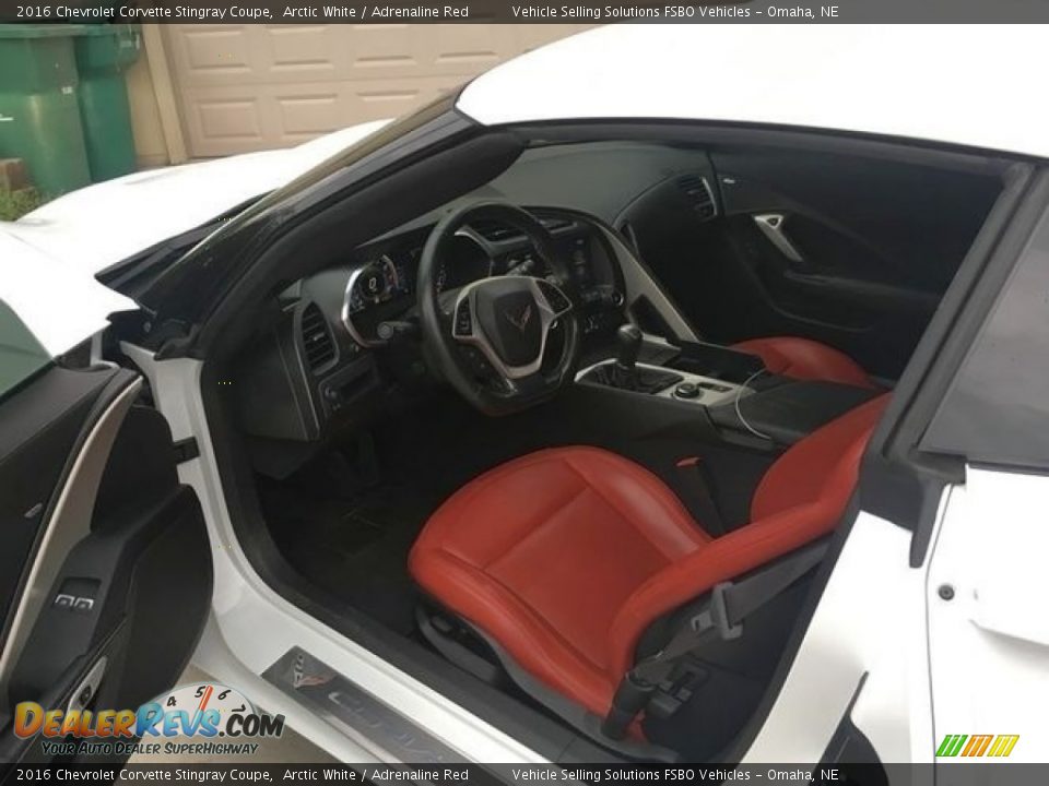 Front Seat of 2016 Chevrolet Corvette Stingray Coupe Photo #4