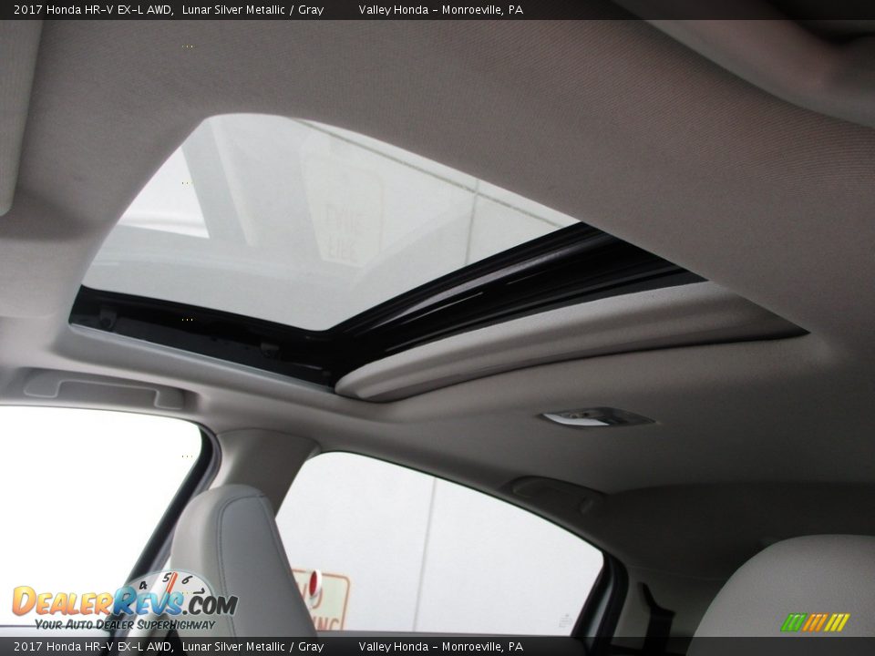 2017 Honda HR-V EX-L AWD Lunar Silver Metallic / Gray Photo #11