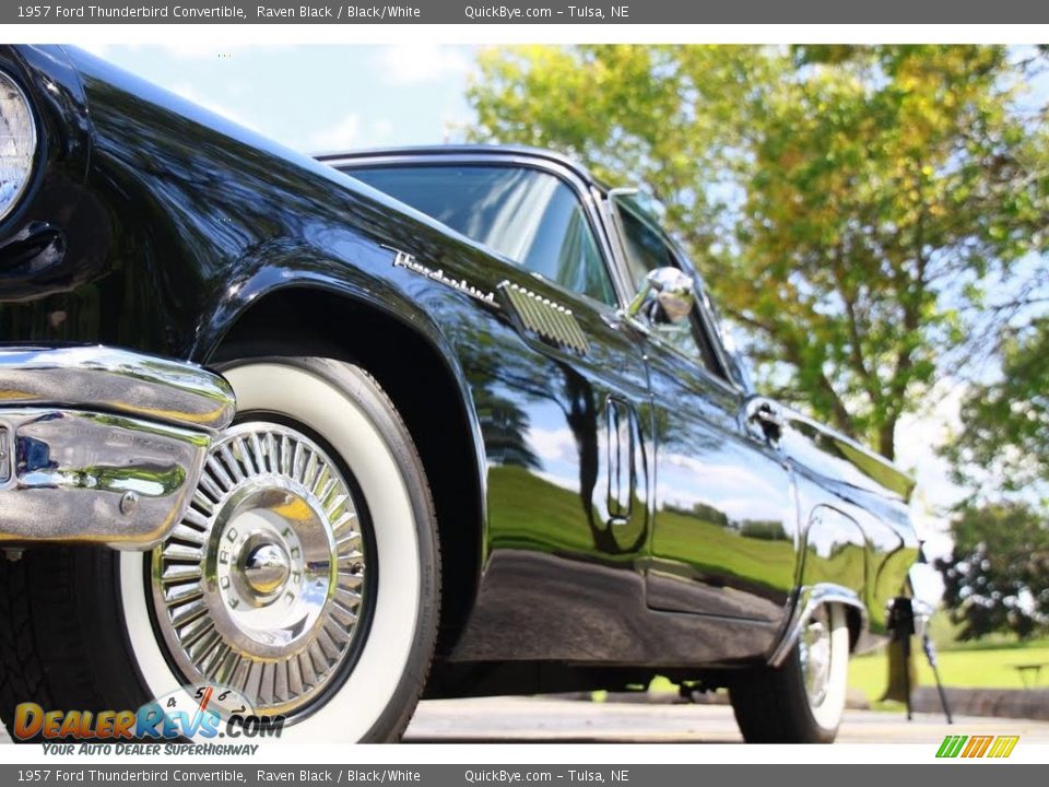 1957 Ford Thunderbird Convertible Raven Black / Black/White Photo #4