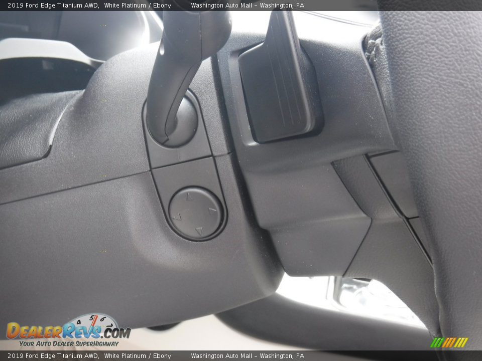 2019 Ford Edge Titanium AWD White Platinum / Ebony Photo #17