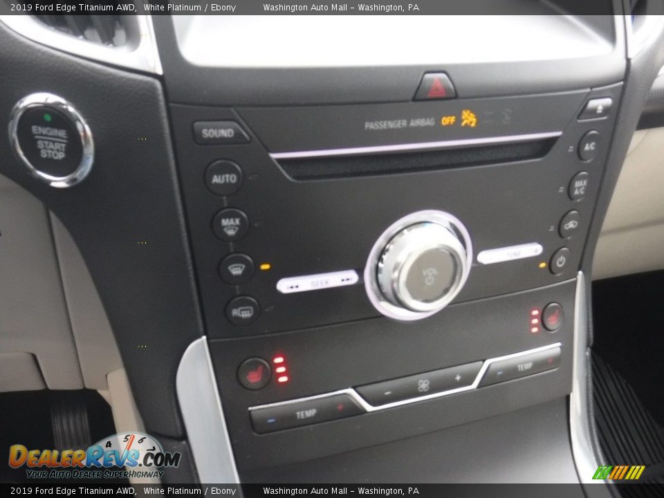 2019 Ford Edge Titanium AWD White Platinum / Ebony Photo #21